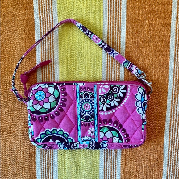Vera Bradley Retired Pink Cupcake Wristlet - Picture 3 of 4